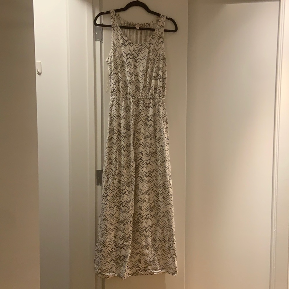 Black and white patterned maxi dress